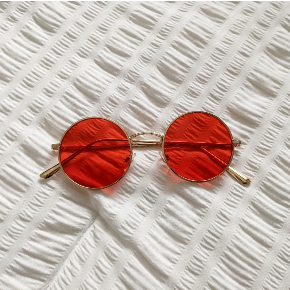 Red Round Sunglasses